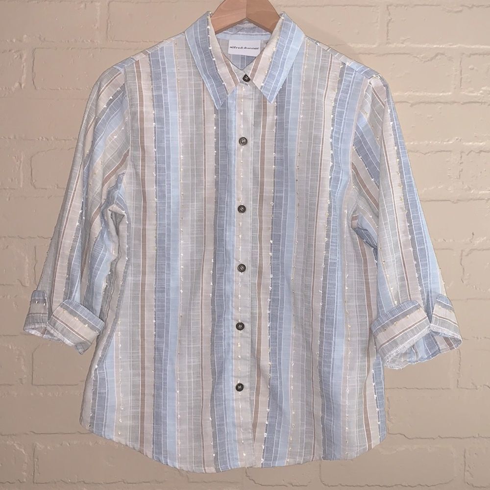 Alfred‎ Dunner Blue Cotton Button Down. Size 10